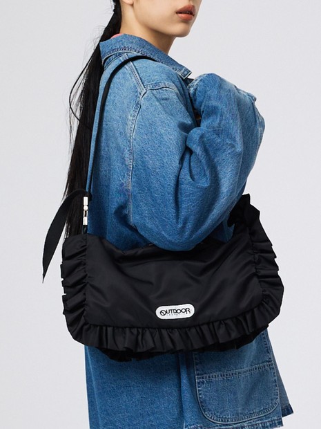 RISERY✖️OUTDOOR PRODUCTS フリルショルダーバッグ ブラック OUTDOOR PRODUCTS / アウトドアプロダクツ】ナイロンフリルショルダー