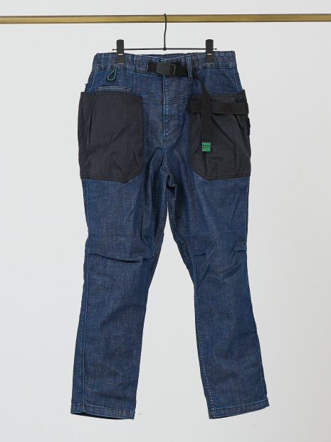 『H.A.K.U. MOUNTAIN SUPPLY』CHILLOUT TAPERED