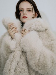 LOU ANDREA】REVERSIBLE ECO FUR PONCHO／リバーシブルフェイクファー