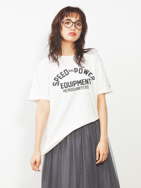 【Champion】クルーネックロゴTシャツ