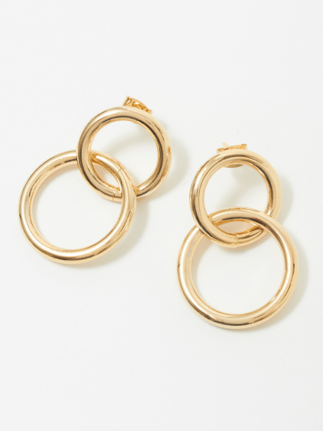 ダブルピアス