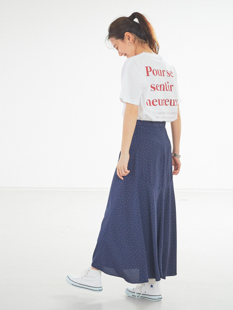 ネック&バックロゴ半袖Tシャツ