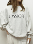 【一部店舗限定】ドロップショルダーロゴスウエット（CASSIOPEE）