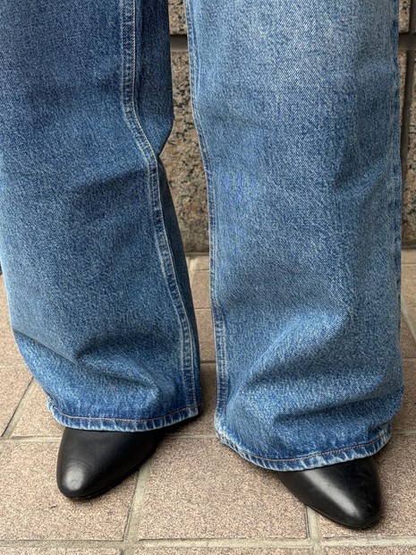 新品AGOLDE エーゴールドイーEMMI JEAN IN INTUITION AGOLDE/エーゴールドイー】EMMI JEAN IN INTUITION ワイドレッグデニム