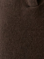 MATERIAL