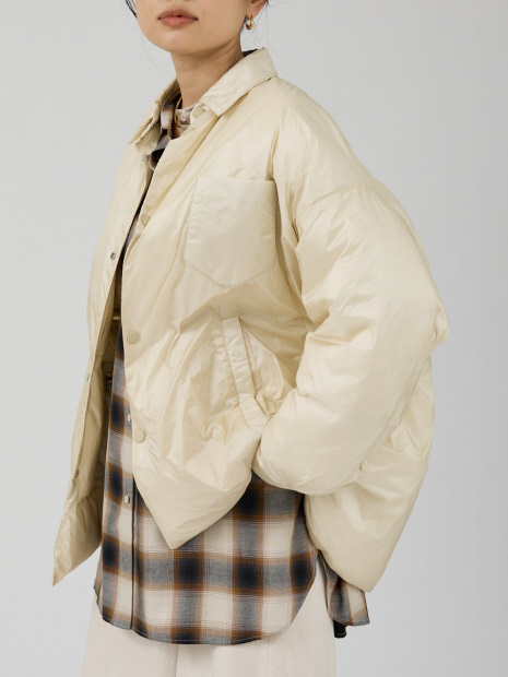 【upper hights/アッパーハイツ】GENEVE ダウンシャツブルゾン ダウンジャケット