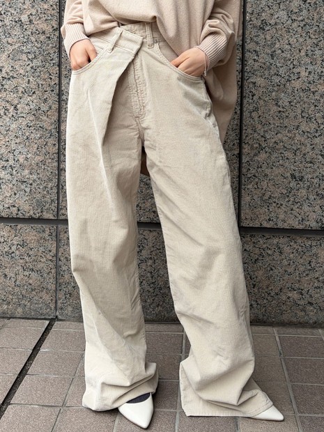AGOLDE/エーゴールドイー】V ANA JEAN IN CORDUROY コーデュロイパンツ