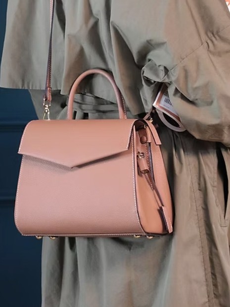 mica della valle/ミカ デラ ヴァッレ】Sibilla ショルダーバッグ