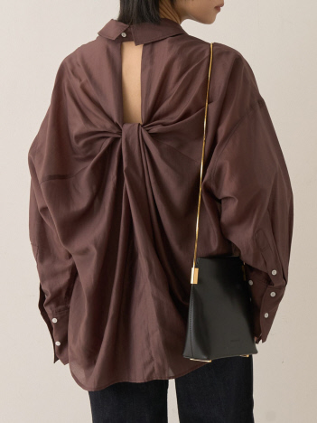 Rouge vif la cle - 【新色登場】バックツイストシャツ