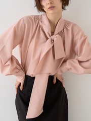 一部店舗限定】袖ボリュームボウタイブラウス｜Rouge vif la cle