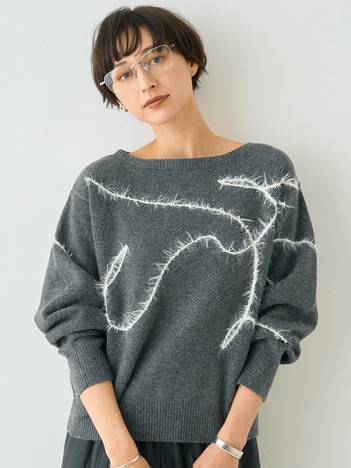 【一部店舗限定】フェザーラインニットプルオーバー