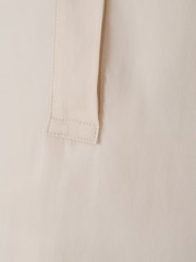 MATERIAL