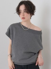 スレッド編裏毛風ニットプルオーバー