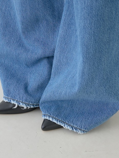 upper hights/アッパーハイツ】THE LAUREN フレアデニム FETHER JEANS
