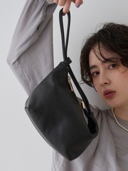 AULENTTI/オウレンティ】ワンハンドル レザーハンドバッグ/ポーチ