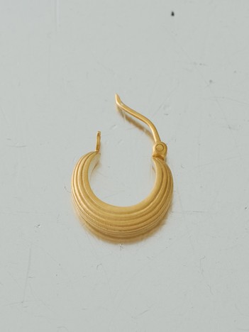OCUCCI jewelry / オクチジュエリー】Hoop stripe pierce S -gp フープ