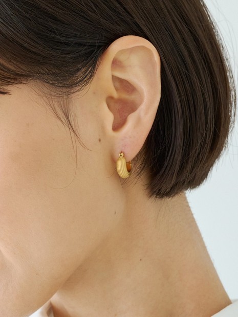 OCUCCI jewelry / オクチジュエリー】Hoop stripe pierce S -gp フープ