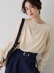 【一部店舗限定】ドレープサテンブラウス