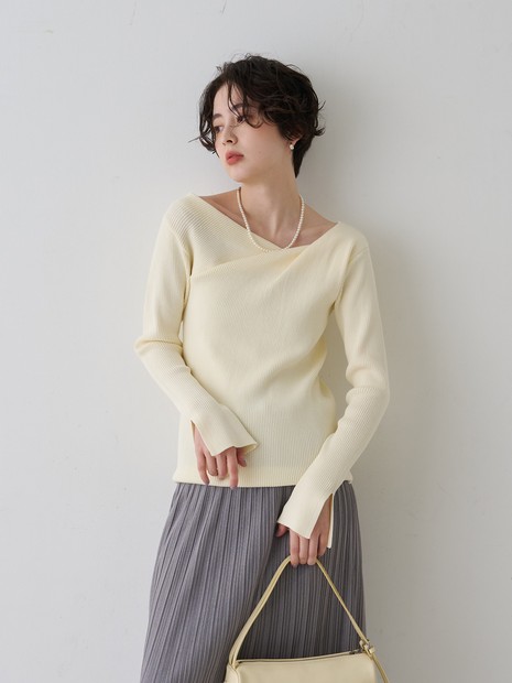 【一部店舗限定】ドレープスリットスリーブリブニット