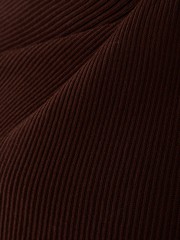 MATERIAL