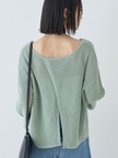 【一部店舗限定】バックスリット ゆるメッシュニット