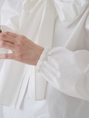 MATERIAL