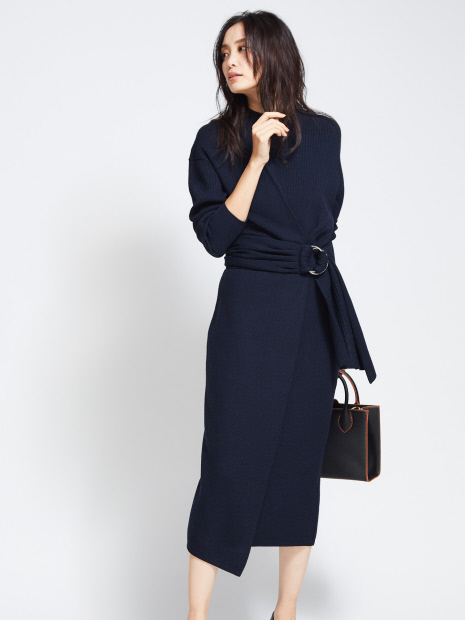 待望入荷!!クロスニットワンピース