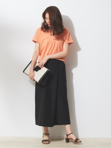 【夏色入荷!!】スーピマコットンVネックカットソー