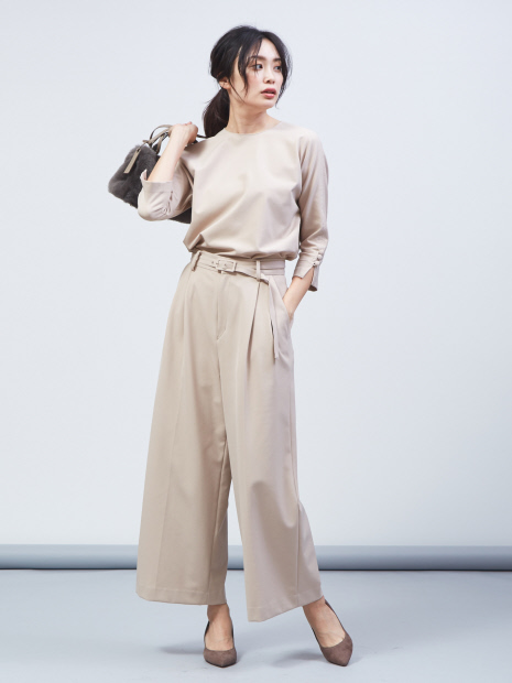 《STORY10月号掲載》2タックベルト付ワイドパンツ