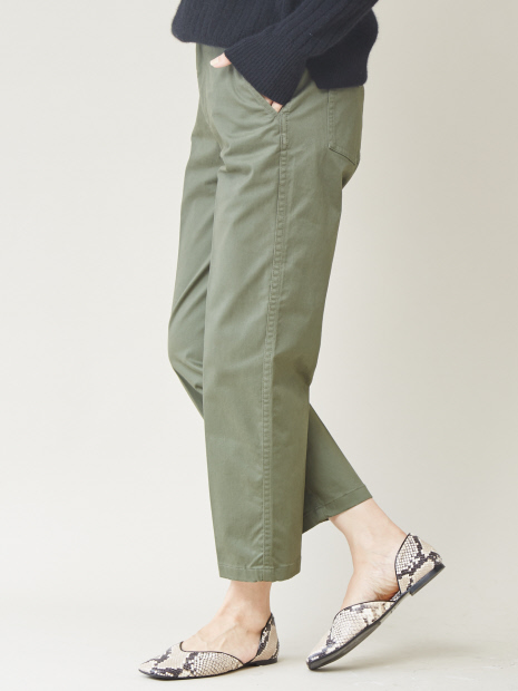 サテンストレッチベイカー風パンツ