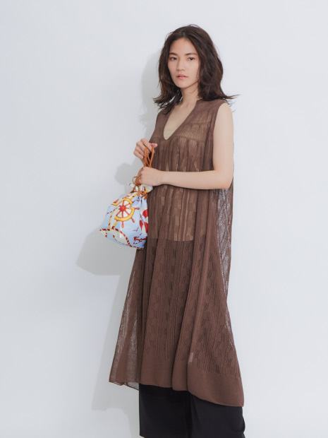 boussole×qualite 透かし柄シアーニットワンピース