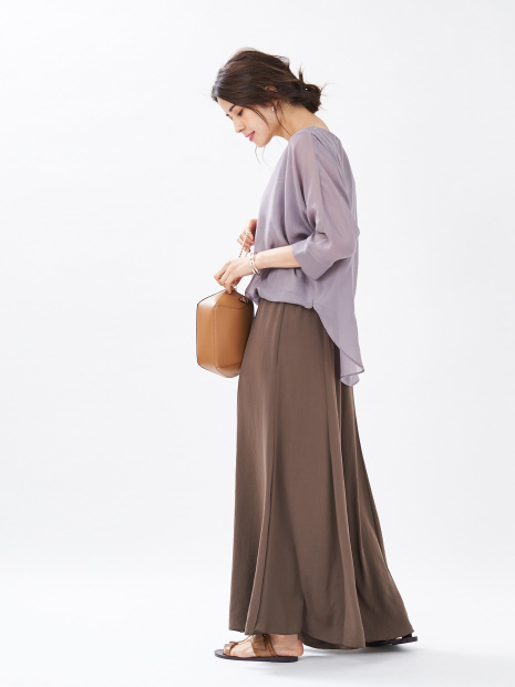 【限定】ananaシアーVネックブラウス