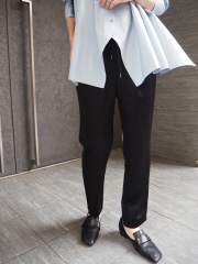 センタープレスカルゼイージーパンツ｜qualite / カリテ