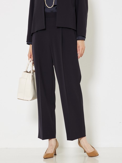 センタープレスストレートパンツ｜qualite / カリテ