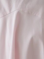 MATERIAL