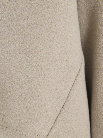 MATERIAL