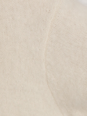 MATERIAL