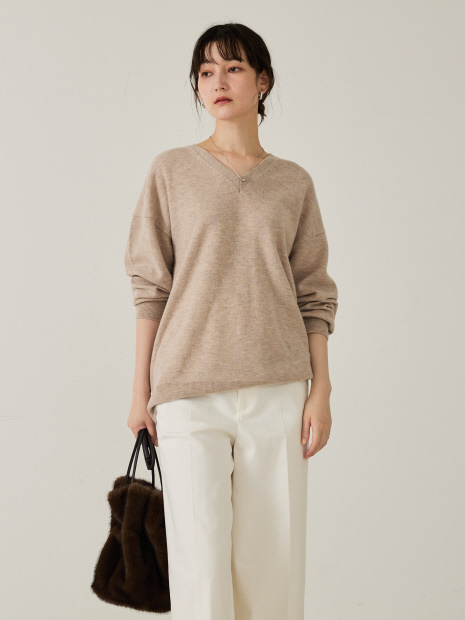 ウールVネックプルオーバー｜qualite / カリテ