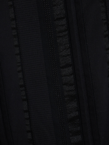 MATERIAL