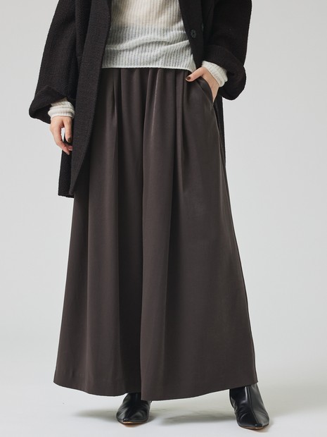 ピーチサテンフレアーパンツ｜qualite / カリテ