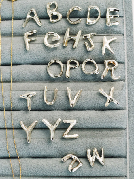 【MAISON D'PULSE(メゾンドパルス)】Alphabet necklace_Y