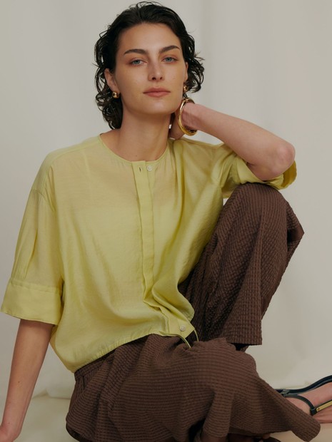 【シルエット調整可能】フォルムドロストブラウス