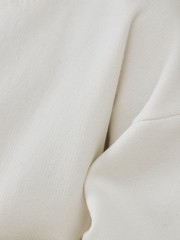 MATERIAL