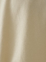 MATERIAL