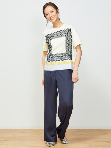 HACKED by_ Hacked Taj Tシャツ