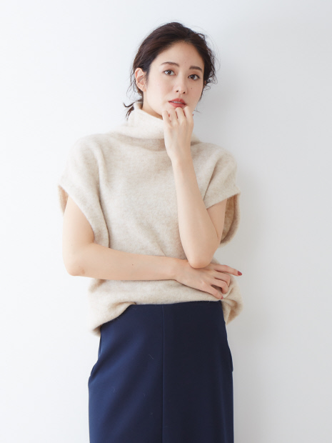 モヘアタートルベスト