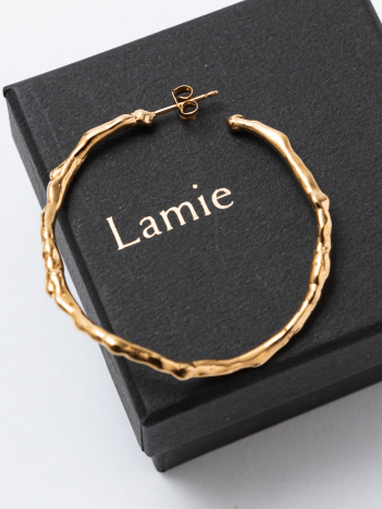 Lamie Melts ピアス L ゴールド