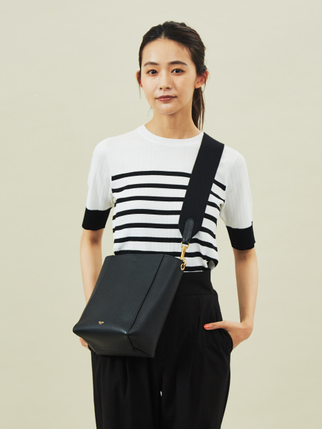 リブ風ニットTシャツ