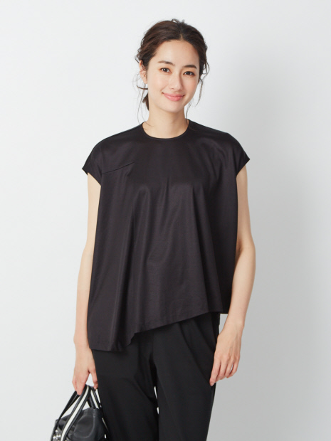アシンメトリープルオーバーTシャツ