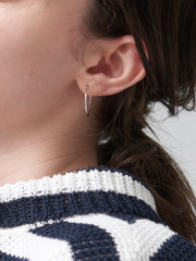 デザインワークス (レディース)
MARIA BLACK　Liv Hoop Pierced Earring21　ホワイトゴールド